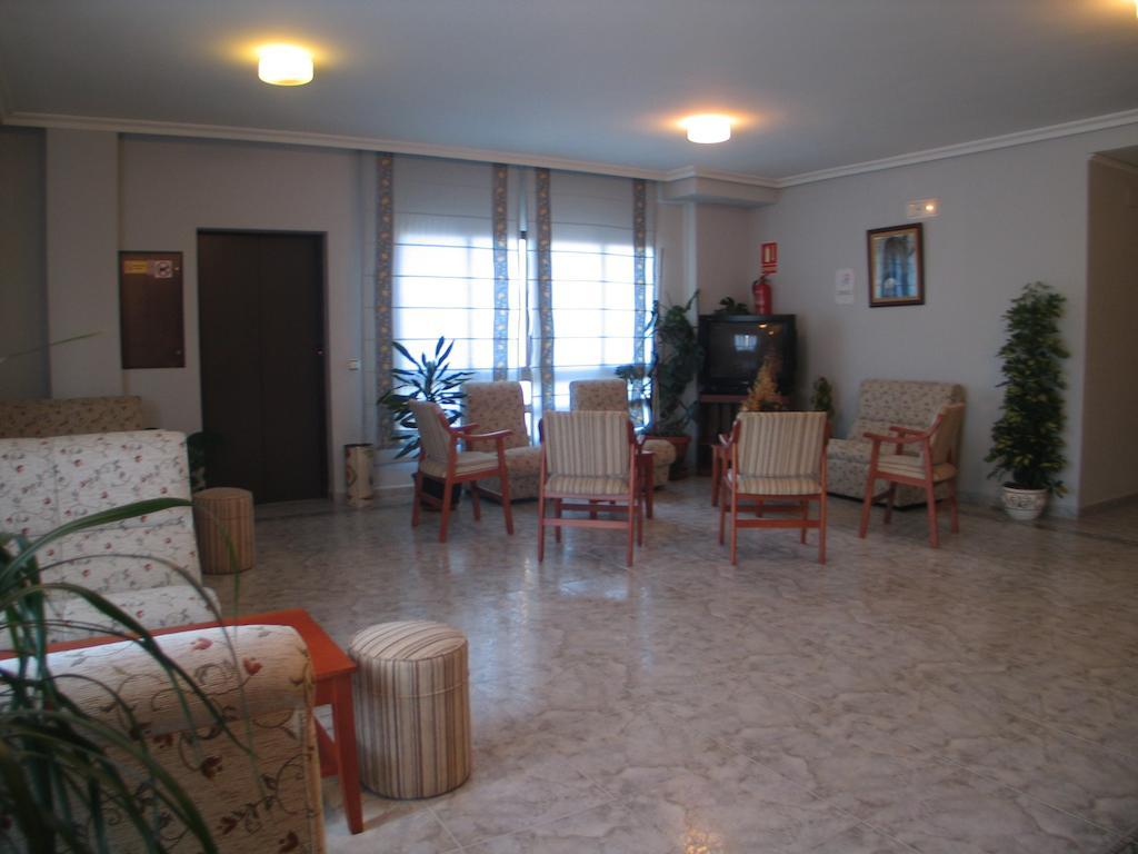Hotel San Cristobal Coria Luaran gambar