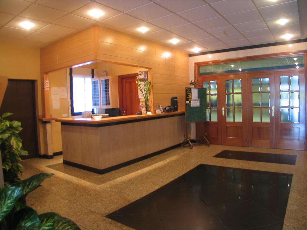 Hotel San Cristobal Coria Luaran gambar